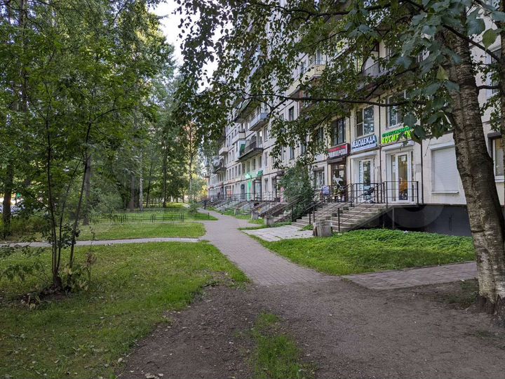 Торговая площадь, 14 м²