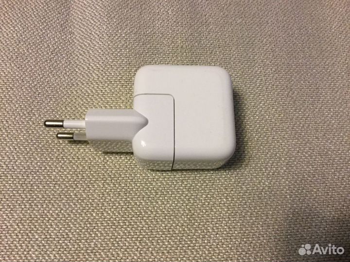 Оригинальная зарядка Apple