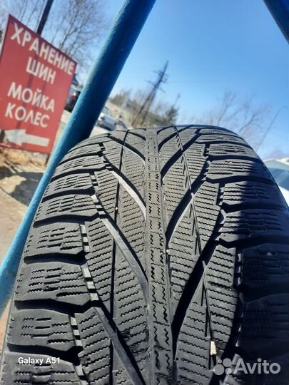 Nokian Tyres Hakkapeliitta 4 265/50 R20