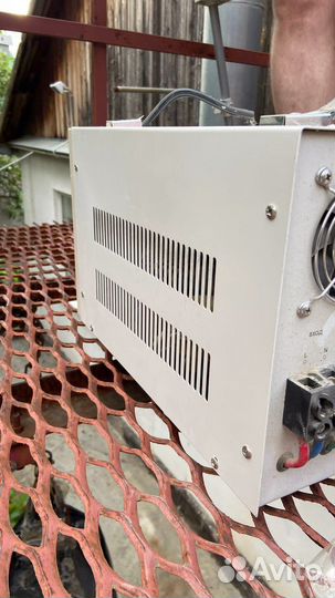 На запчасти Стабилизатор напряжения