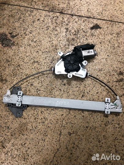 Стеклоподъемник R перед.двери Hyundai Solaris