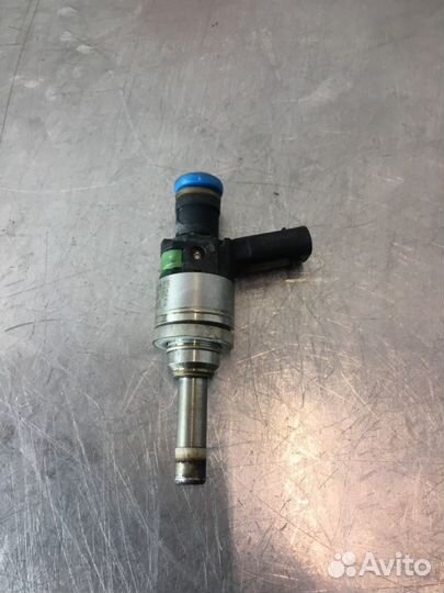 Форсунка Mercedes E-Class W212 M271 1.8TI 2009