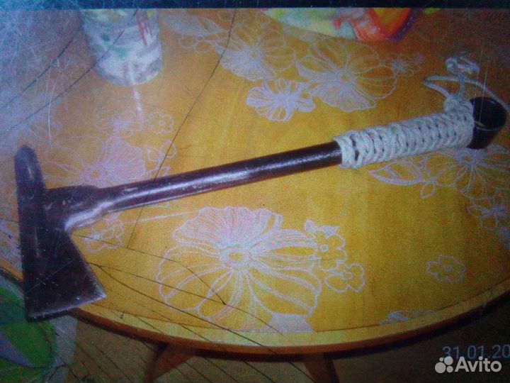 Топорик железный