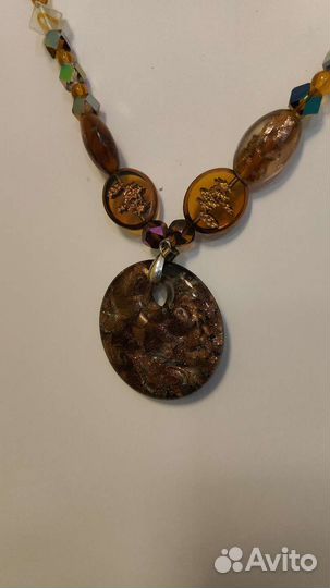 Украшения на шею разные