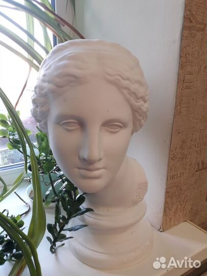 Гипсовая фигура