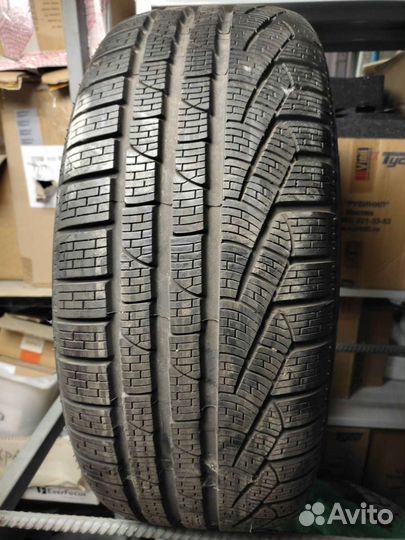 Pirelli Winter Sottozero 245/45 R19 102V