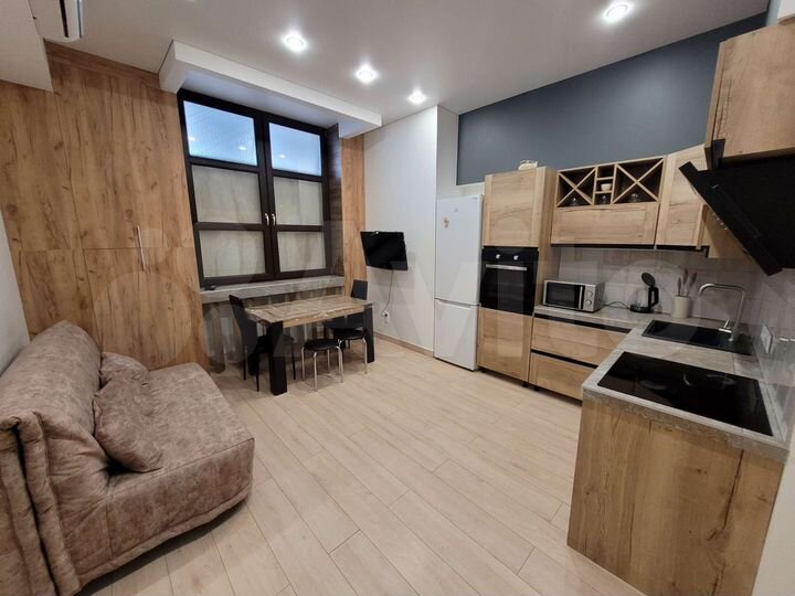 2-к. квартира, 70 м², 1/4 эт.