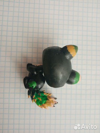 Littlest pet shop lps