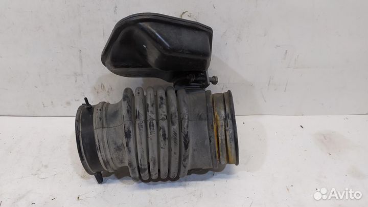 Патрубок воздухозаборника nissan Teana J31 03-08