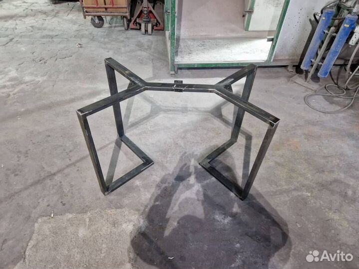 Ножки и опоры для столов в стиле лофт