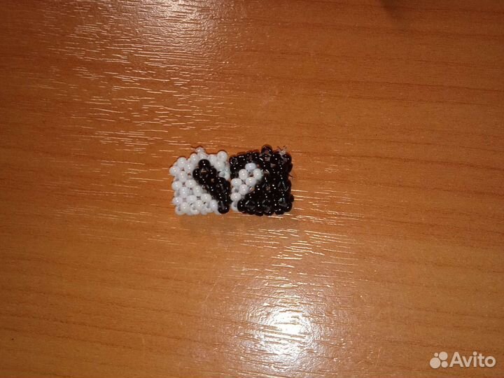 Маленькие фигурки из бисера