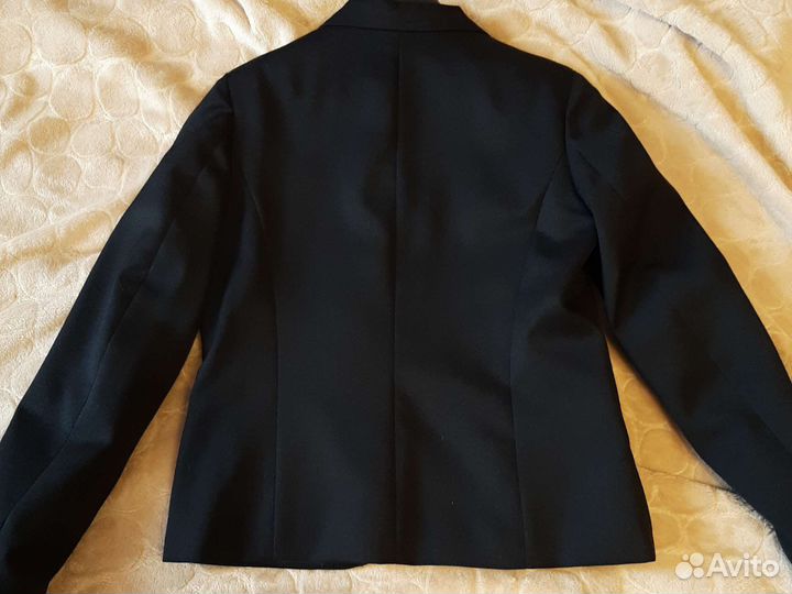 Пиджак для девочки 140