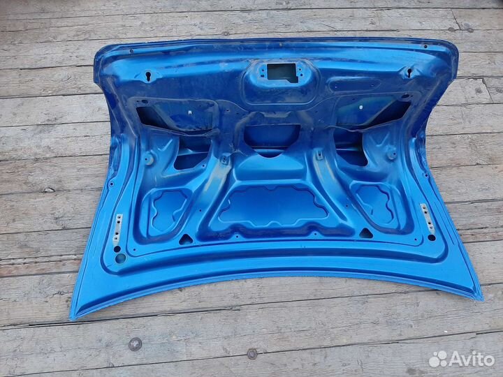 Крышка багажника на гранту