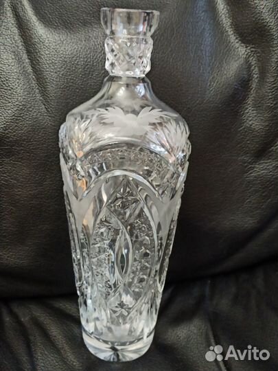 Графин хрустальный