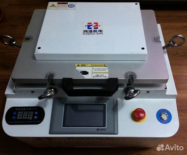 Оборудование для переклейки дисплеев