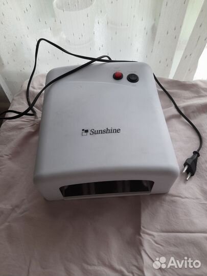 Ультрафиолетовая лампа и аппарат для маникюра