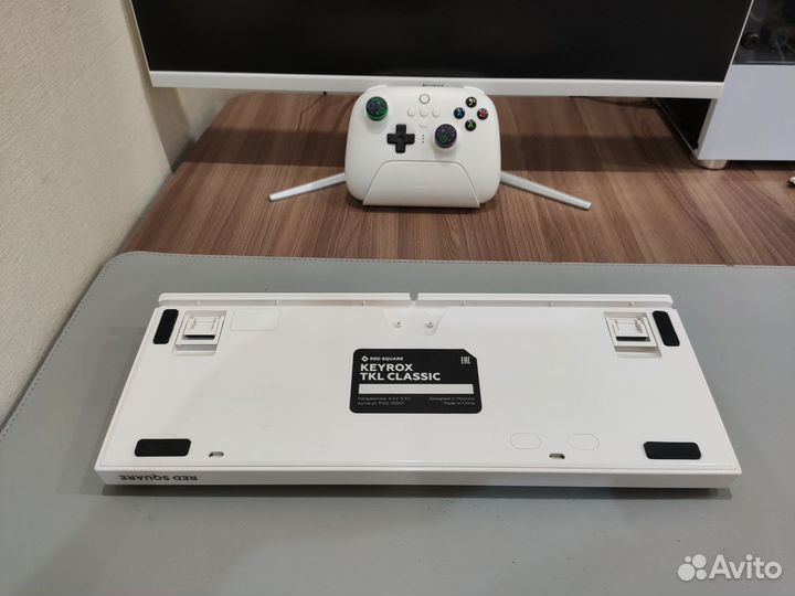 Кастомная Red square keyrox tkl classic