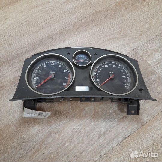 Приборная панель Opel Astra H hatchback 2004-2014