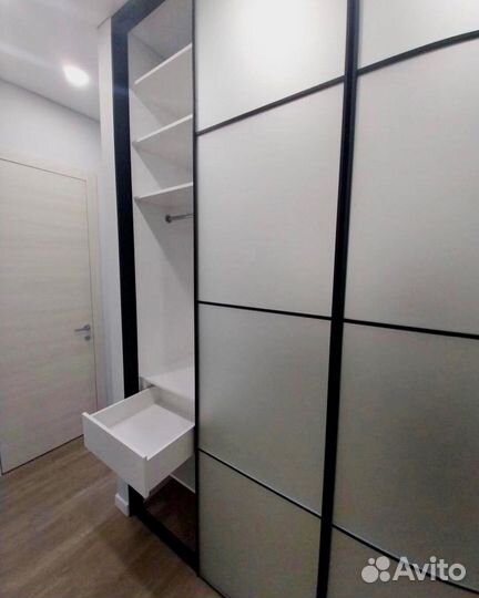 Красивый шкаф купе