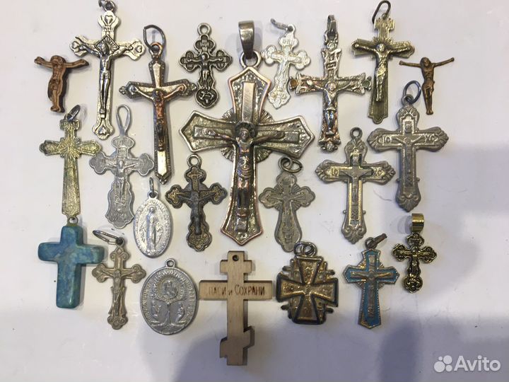 Крестики нательные брелоки и тд