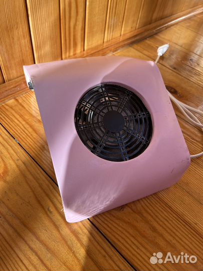 Пылесборник-пылесос для маникюра