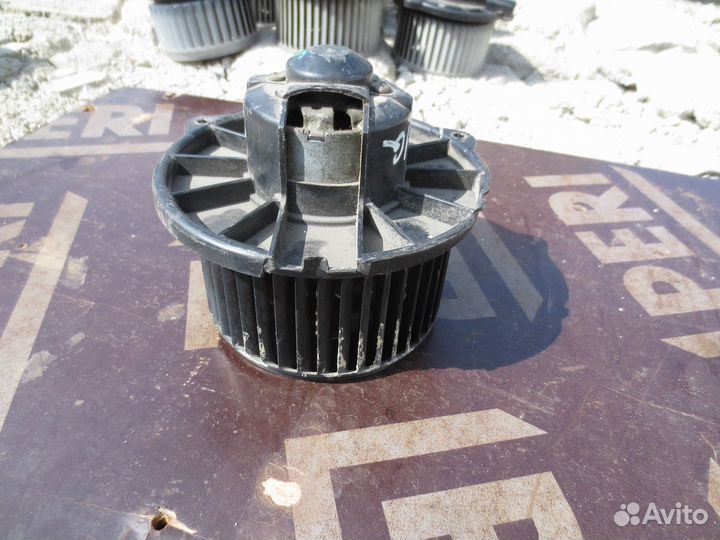 Мотор печки Suzuki Swift 2004г. Chevrolet Cruze