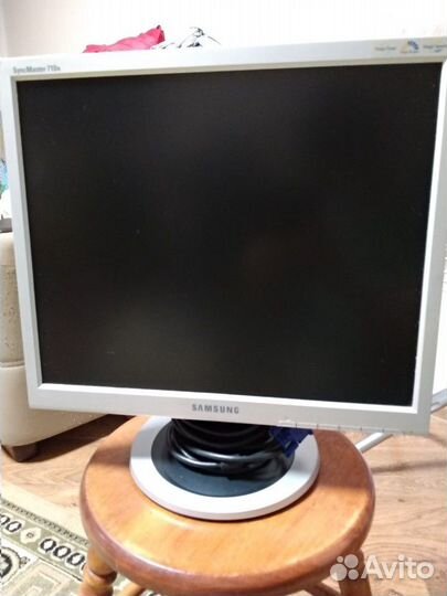 Монитор samsung