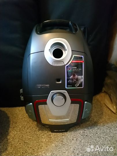 Пылесос redmond V-325