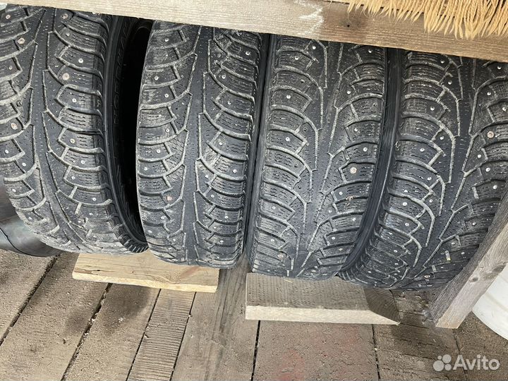 Комплект зимних колес r15