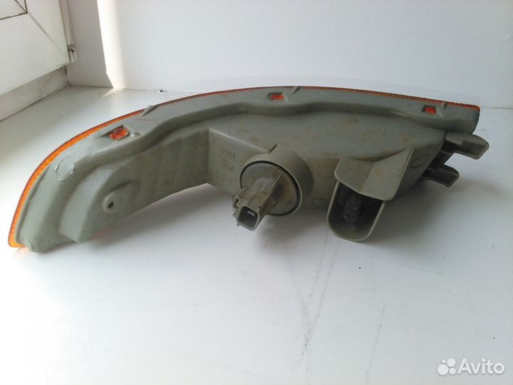 Указатели поворота toyota corona AT19x, ST19x. нов