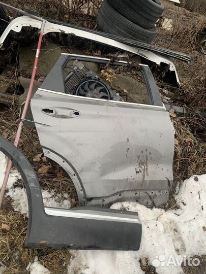 Продам дверь заднюю правую hyundai santa-fe 2022