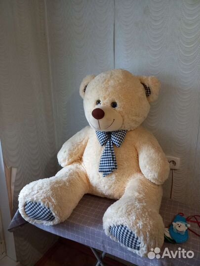 Плюшевый медведь