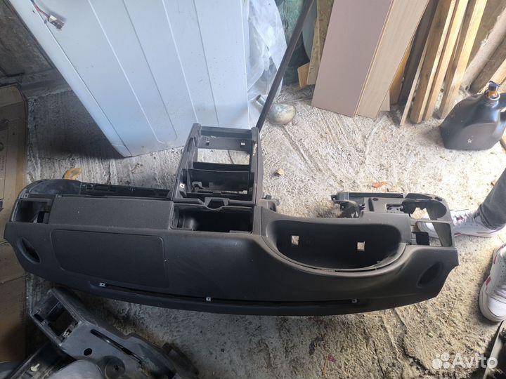 Приора панель