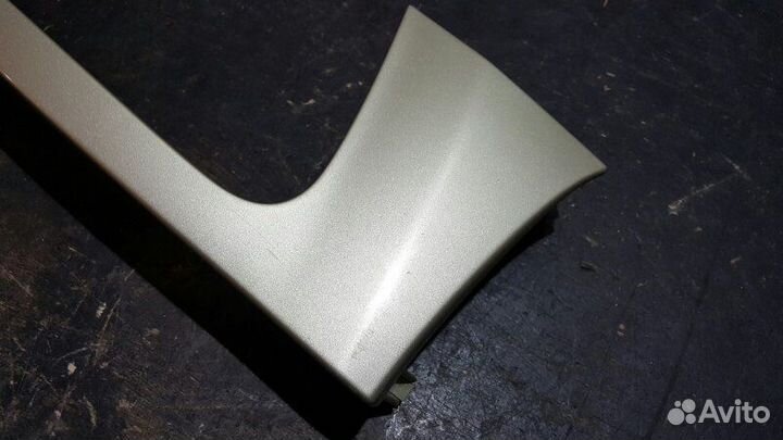 Молдинг фары правый Subaru Forester SG5 EJ205 04