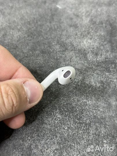 Наушник AirPods 2 новый