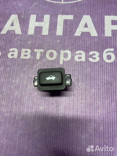 Кнопка открывания багажника Honda Accord 8 CU1