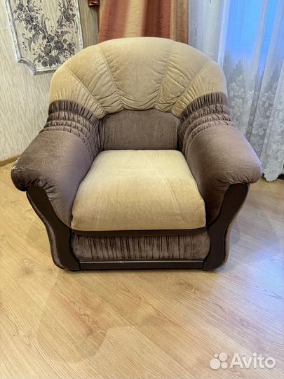 Диван и 2 кресла