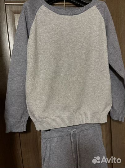 Спортивный костюм женский