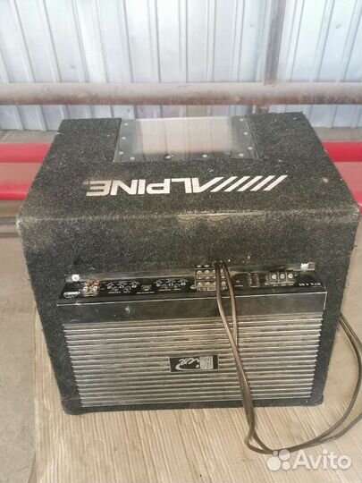 Сабвуфер с усилителем