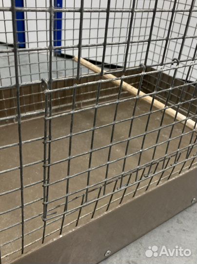 Большая клетка для голубей и других птиц