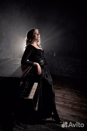 Пианистка на мероприятие