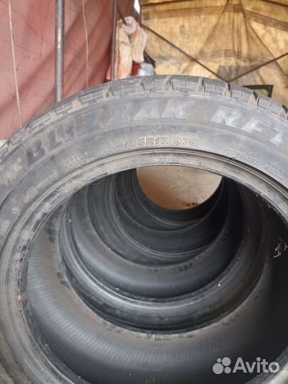Bridgestone Blizzak RFT 225/55 R17