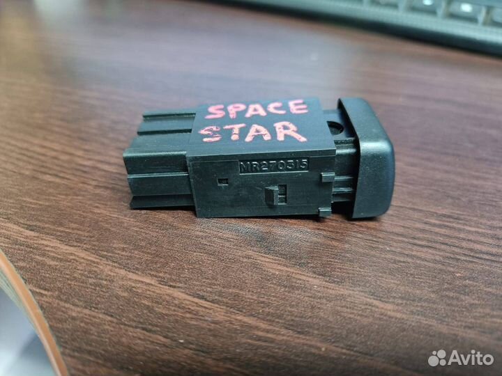 Кнопка аварийной сигнализации Mitsubishi рест