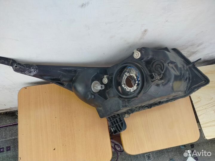 Левая фара chevrolet cruze