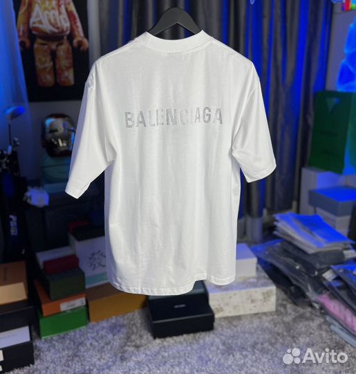 Футболка Balenciaga c кристаллами