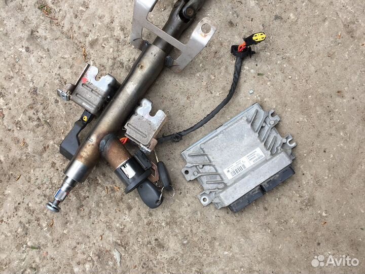 Эбу комплект renault logan 1