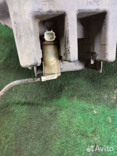 Бачок омывателя Infiniti G 3