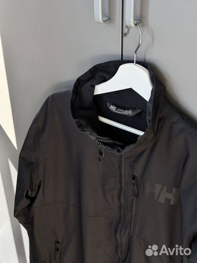 Tommy hilfiger ветровка и куртка helly hansen