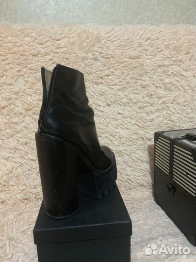 Ботильоны Jeffrey Campbell