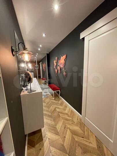 3-к. квартира, 83 м², 8/17 эт.